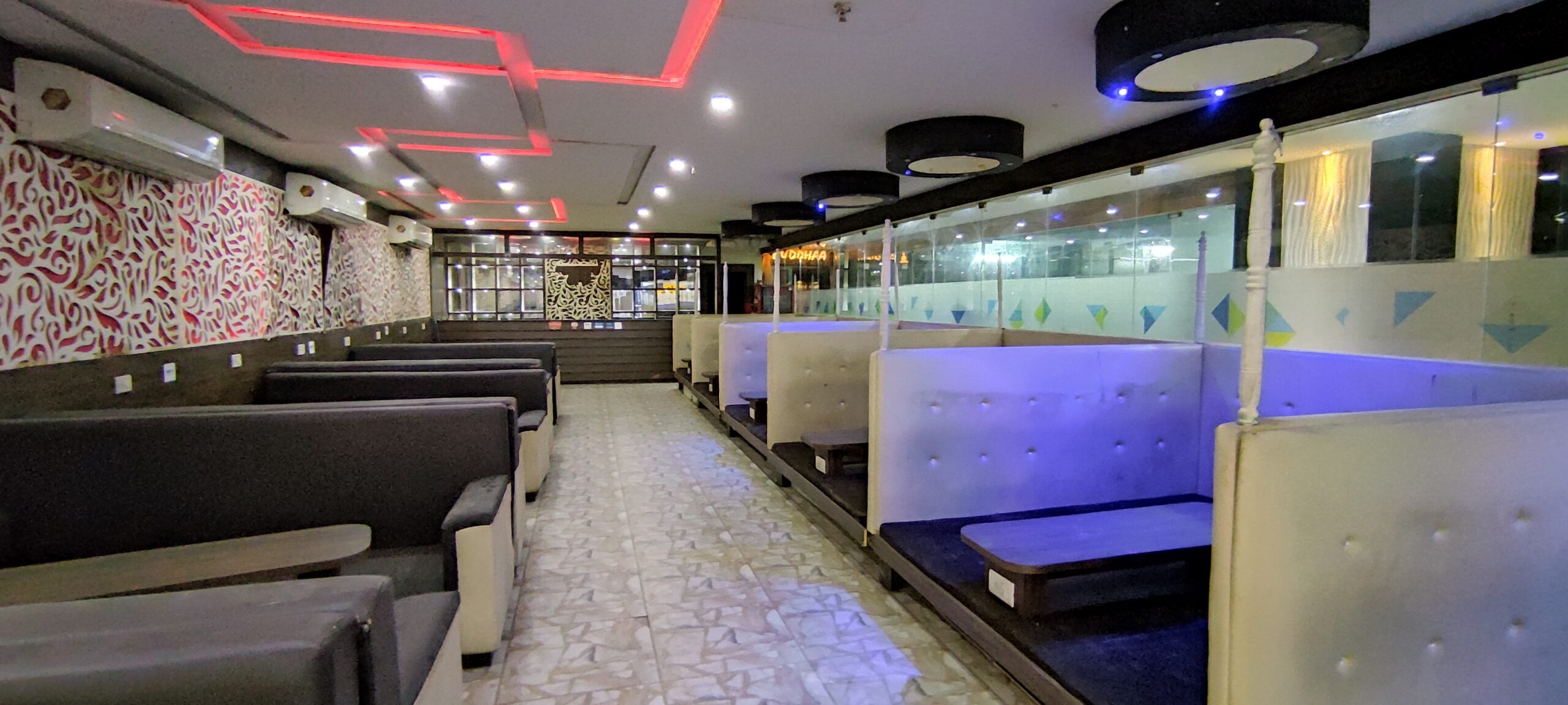 Prime retail spaces for F&B concepts. This ready-to-use restaurant interior with stylish, separated booth seating showcases the quality that awaits when you rent a shop from Infinity.